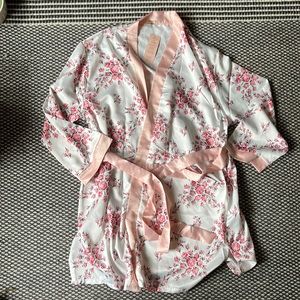 NWT Morgan Lane Satin Robe